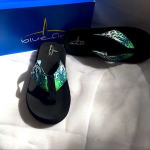 Blue Fin Keilani Watercolor Cheetah Print Sandals